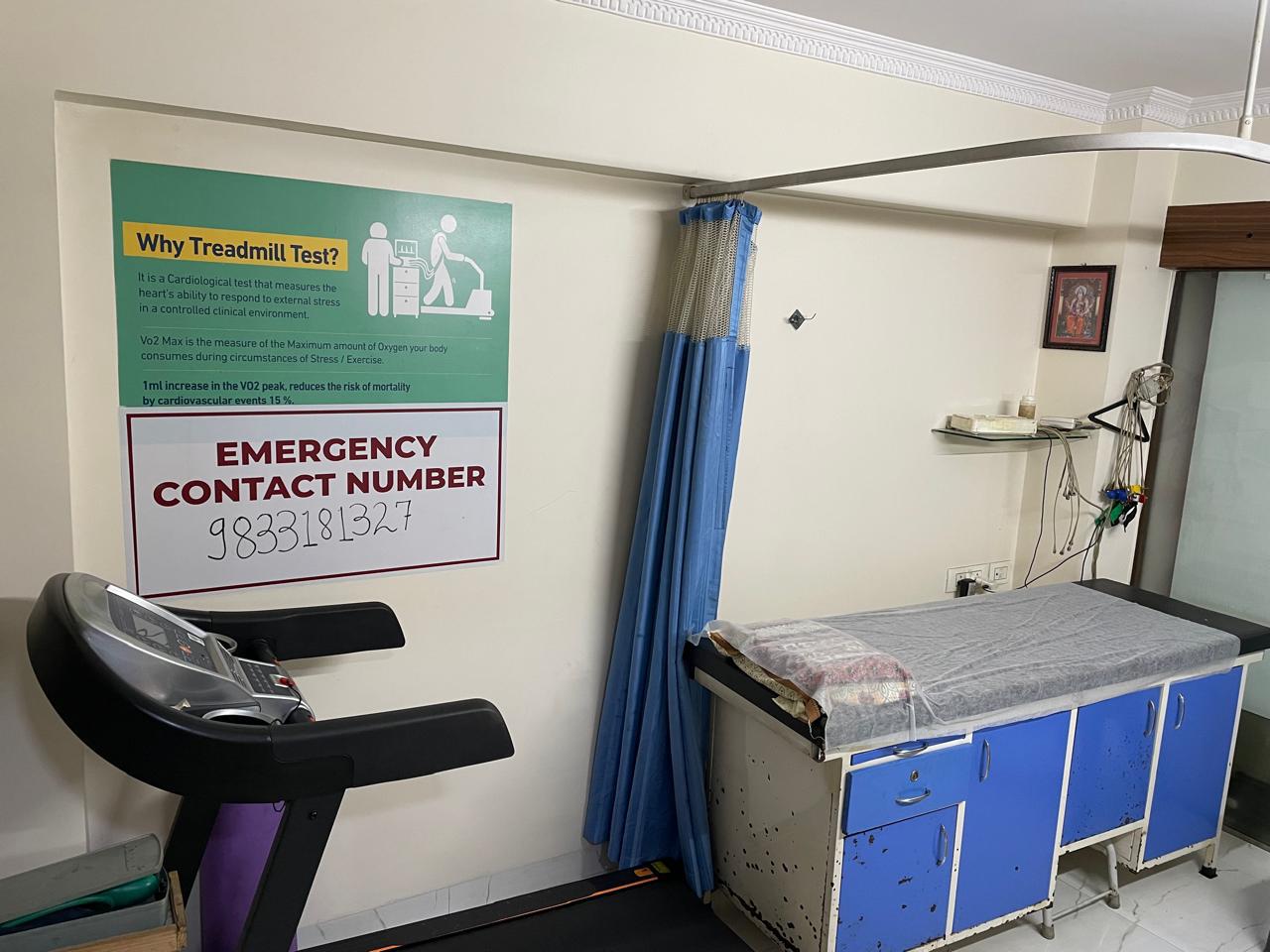 Madhavbaug Clinic Airoli Treatment Room